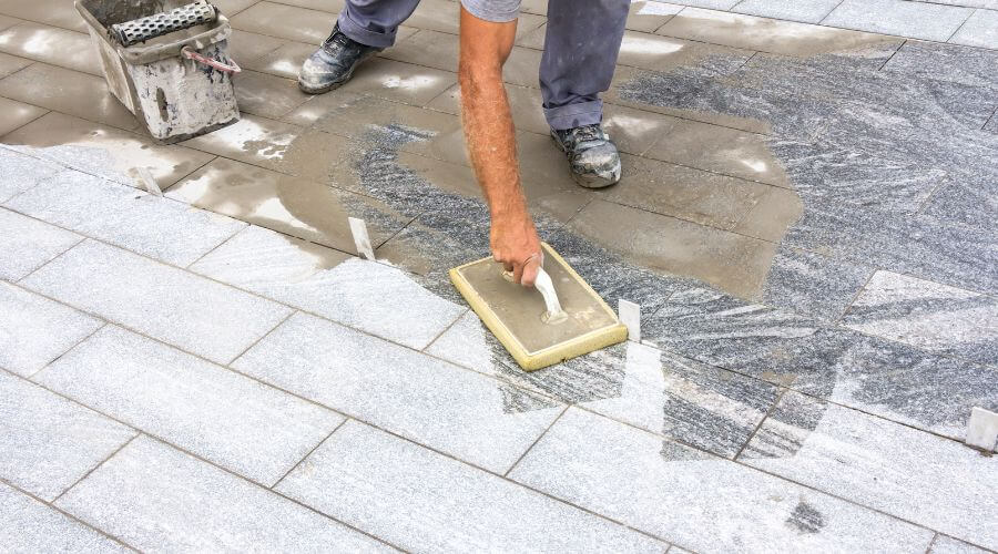 Professional gutter cleaning in Dekalb, IL